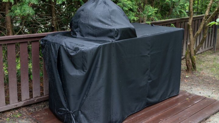 Waarom jij een raincover voor je kamado wilt (barbecuehoes kamado)